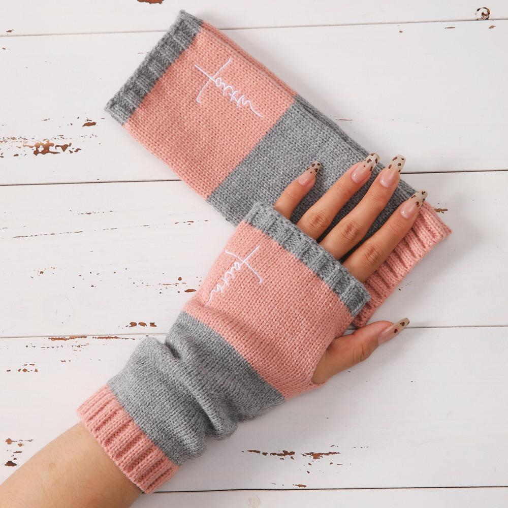 Embroidered Colour Block Gloves - Women's Warm Stretch Knit Gloves | Perfect for Autumn/Winter