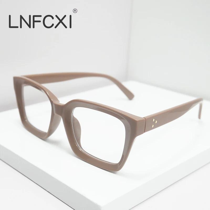 Quality Anti-Blue Light Retro Rivets Square Women Glasses Frames Fashion Optical Eyeglasses Frame Men