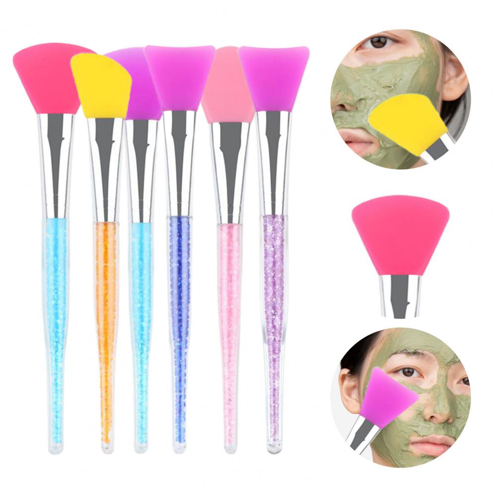 Makeup Face Masque Brush Wide Reusable Long Handle Silicone Masque Applicator Multi-Function Makeup Tool