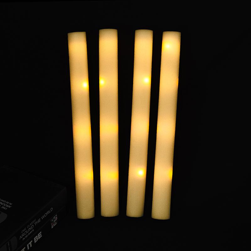 30 Pezzi Bastoncini Luminosi in Schiuma LED RGB all'Ingrosso Bastoncini Luminosi Colorati Tubo per Tifo Buio Luce Forniture per Feste di Compleanno Matrimonio