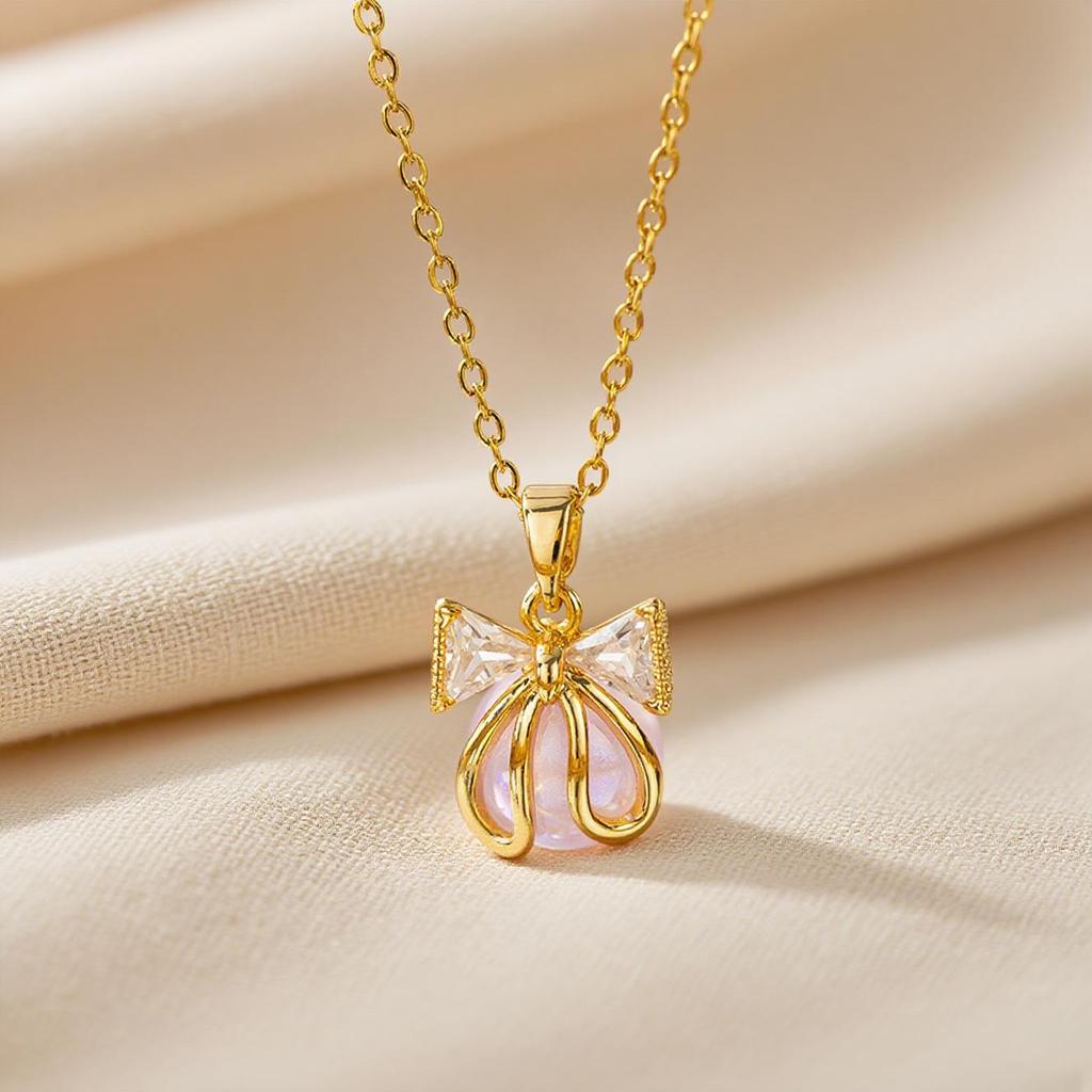 Elegant Light Luxury Zircon Necklace for Women - Gold-Plated, Simple Clavicle Chain
