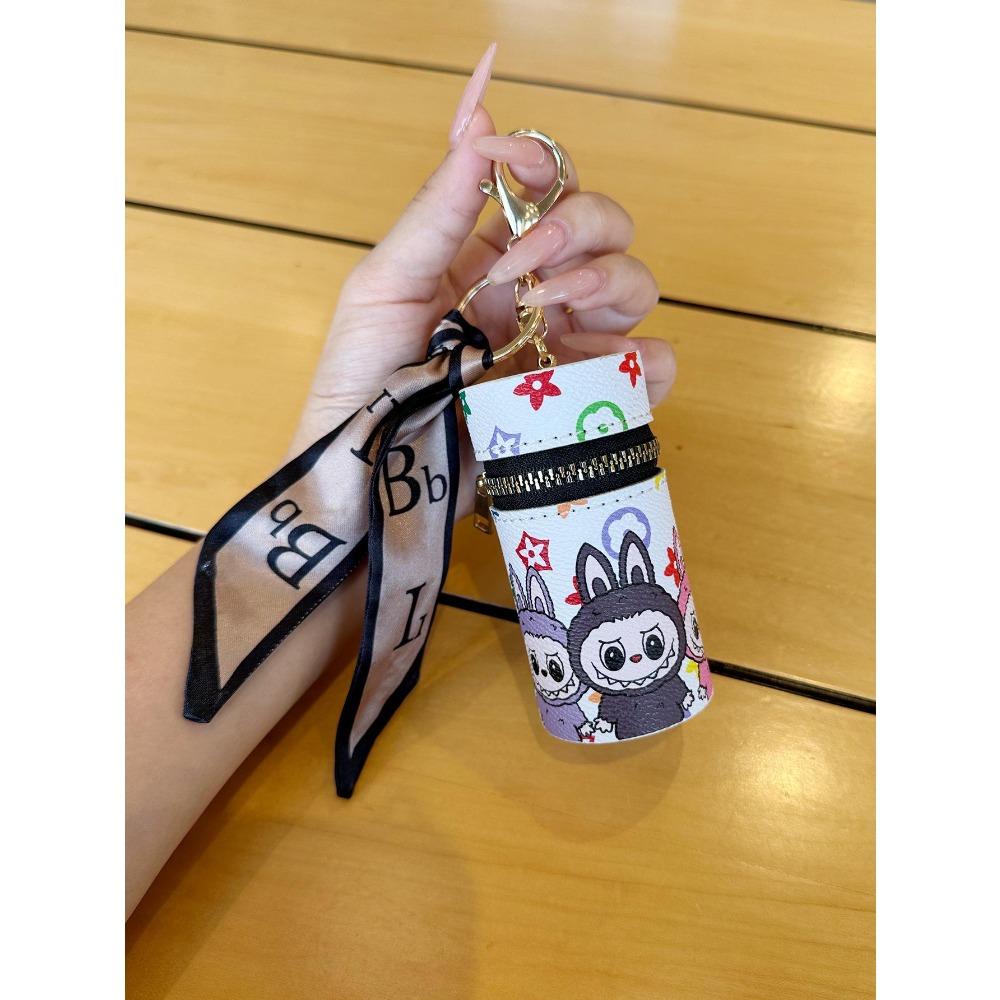 Neue Mode Labubu Mund Roter Umschlag Trendige Personalisierte Zylinder Aufbewahrungstasche Anhänger Niedliche Cartoon Schmucktasche