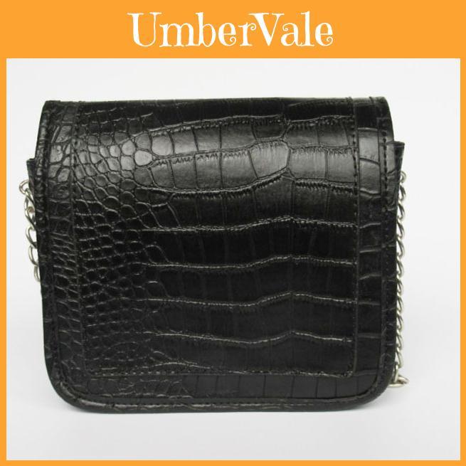 Elegant Women Pu Leather Mini Messenger Bag With Stylish Chain And Classic Design