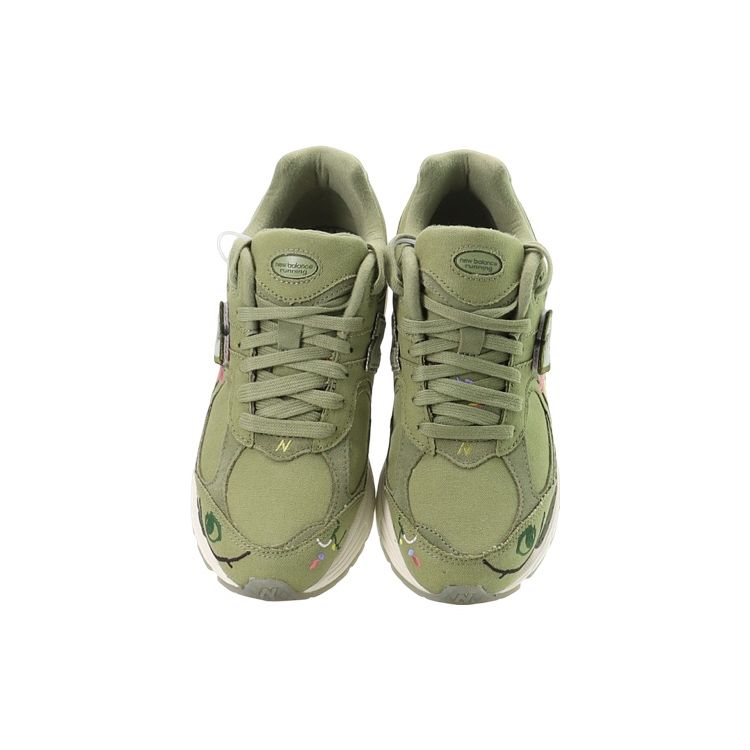 Bryant Giles X New Balance 2002R What Now? Unisex Sneakers Green Iguana Capulet-Olive M2002RAG