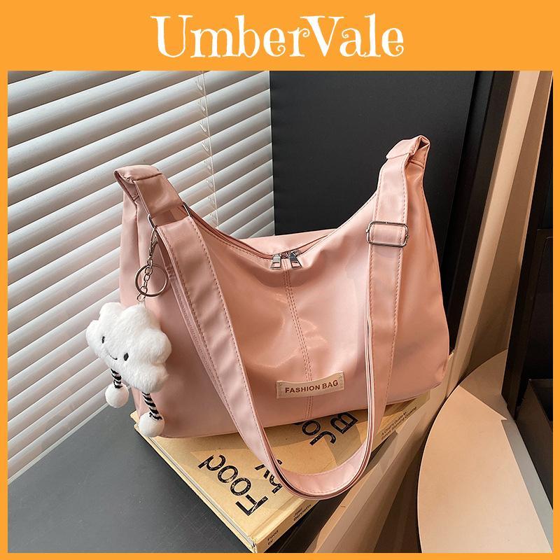 Simple Solid Color Letter Decoration Women Casual Shoulder Bag With Pendant For Casual Outings