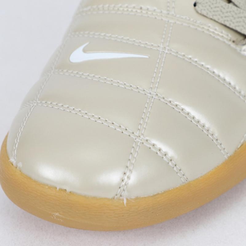 Nike Total 90 Sneakers