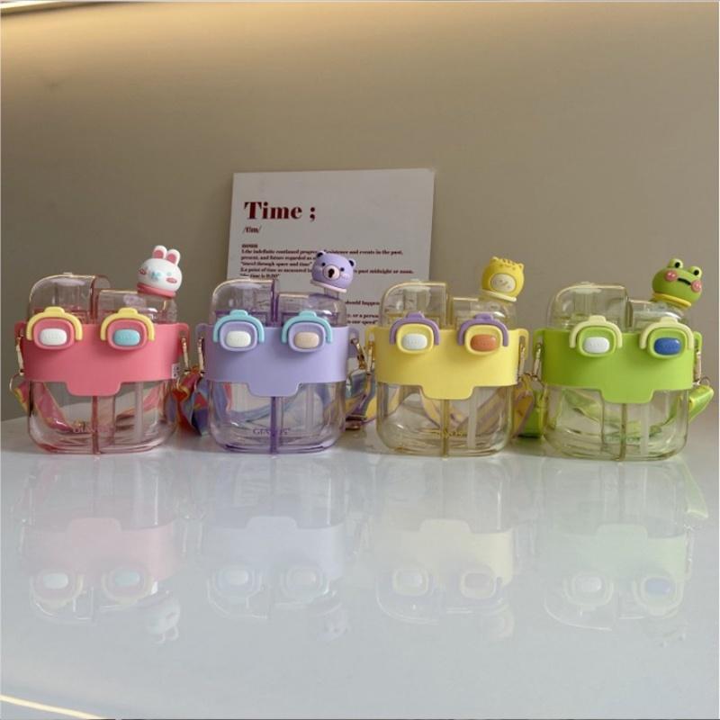 Large Capacity Plastic Cup With Double Drink Compartments Stylish And Cute Cartoon Design