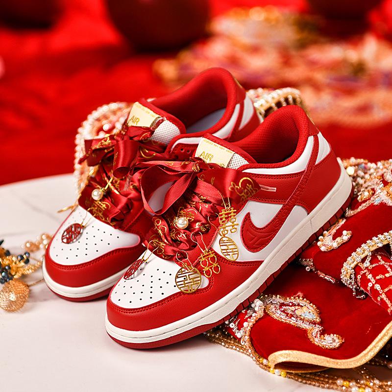 

Year of the Snake AJ Men s/Women s Low-Top Sneakers: Red Wedding & Engagement Bridal Shoes for Couples 36