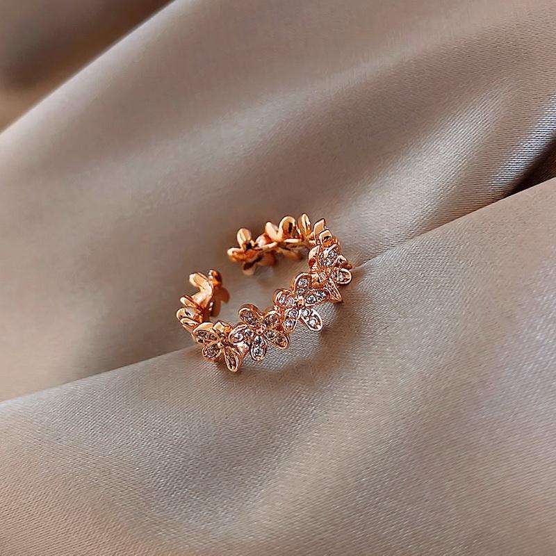 Korean Sweet Cute Flower Rings For Women Elegant Temperament Zircon Flower Opening Finger Ring Wedding Engagement Jewelry Gift