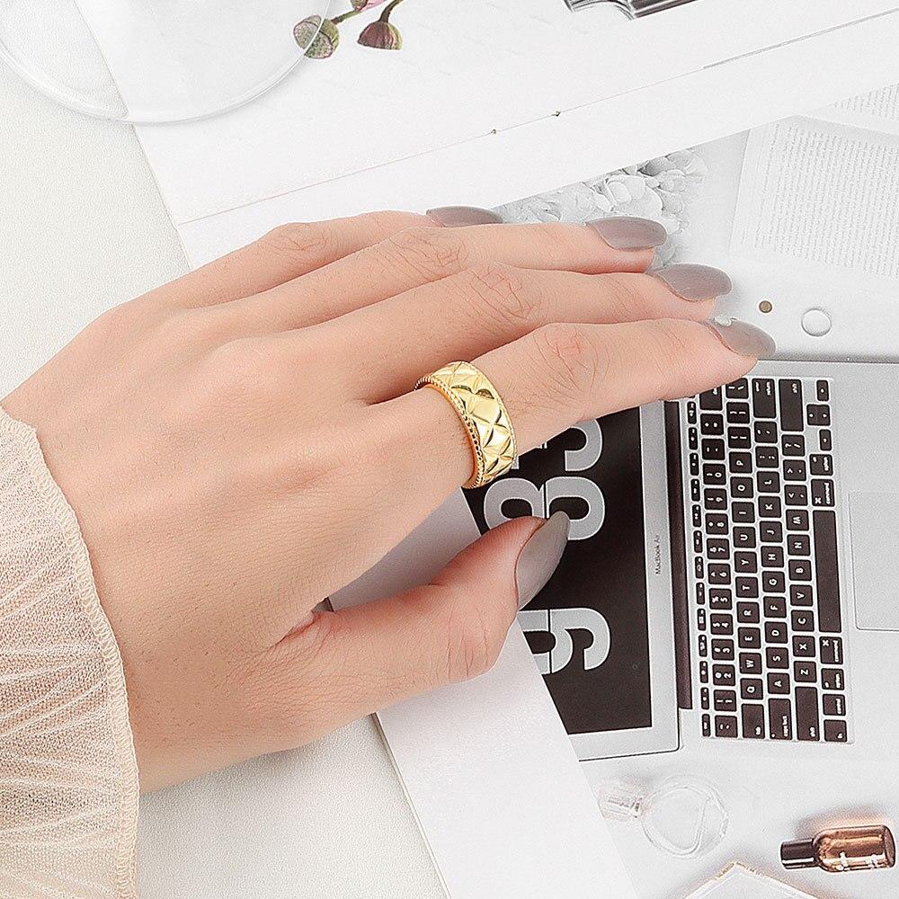 Prsteny stříbrné barvy Nová móda Luxusní šperky Dárky pro ženy Páry Kosočtverečná geometrie Party doplňky