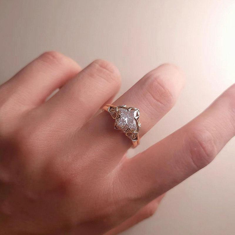 Creative retro luxury flower sparkling inlay diamond Zircon rings for women couple style exquisite wedding gifts
