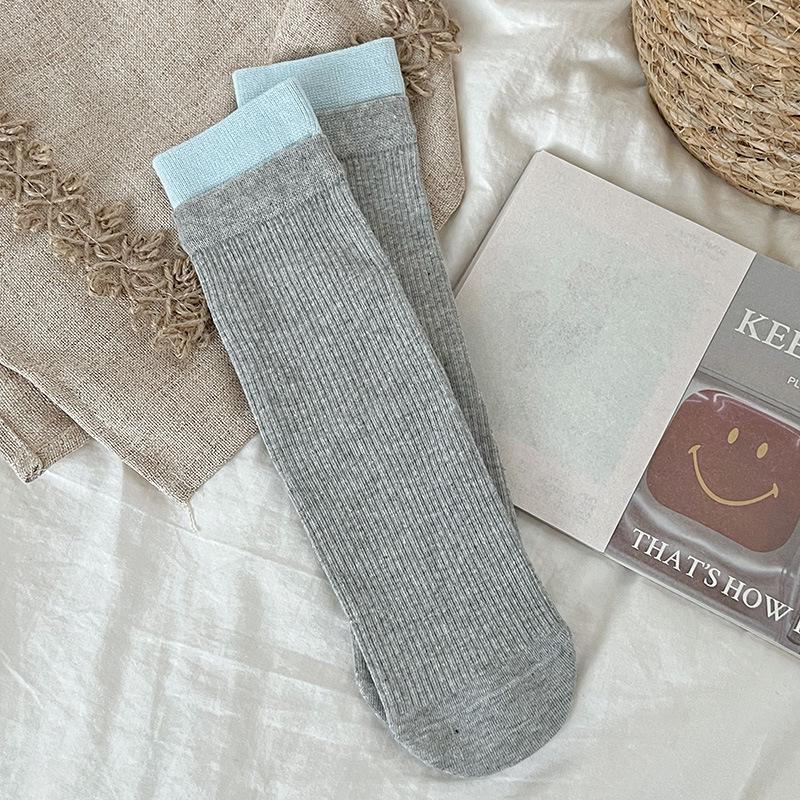 Korean Style Gray Scrunch Socks for Women - Versatile, Ribbed, Color Block, Long JK Design for Spring & Autumn