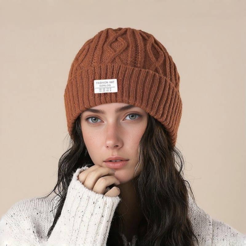 Unisex Knitted Beanie: Warm Pullover Hat for Autumn and Winter – Stylish, Cold-Proof Wool Hat