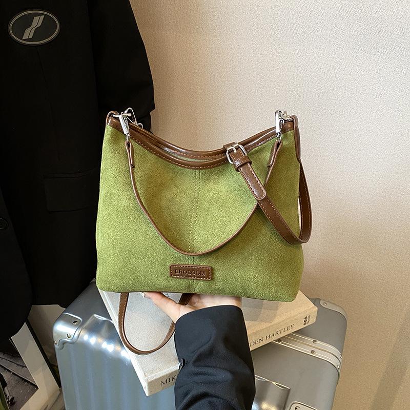 2025 Autumn Women's Leopard Print Large Capacity Crossbody & Shoulder Bucket Bag