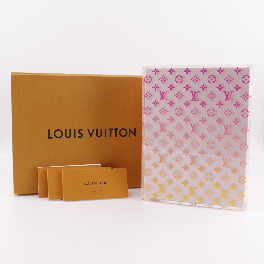Louis Vuitton Sunglasses Case Other Accessories Monogram Gradient Collector's Box Pink Acrylic _ Used