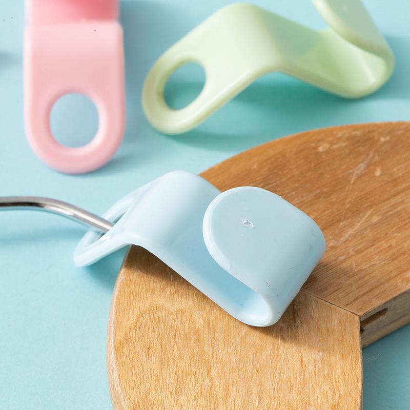 Heavy-Duty Stackable Wardrobe Connection Hooks - Space-Saving Plastic Hanger Hooks