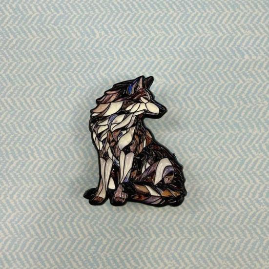 Wildlife Enamel Brooch Cute Animal Lapel Pin Colorful Hummingbird Fox Wolf Brooch Pin for Women Men Scarves Hats T-Shirts