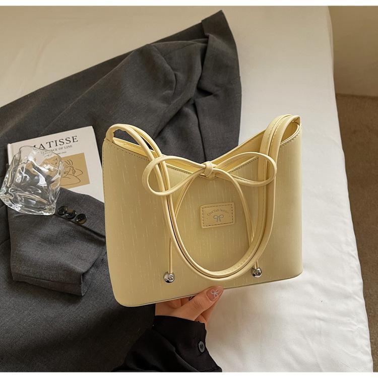

2025 new fashion bag women s tote bag retro solid color versatile handbag underarm bag bow shoulder bag жёлтый