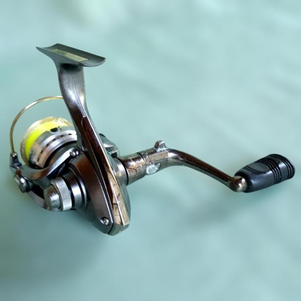 Used DAIWA junk reel 2 items