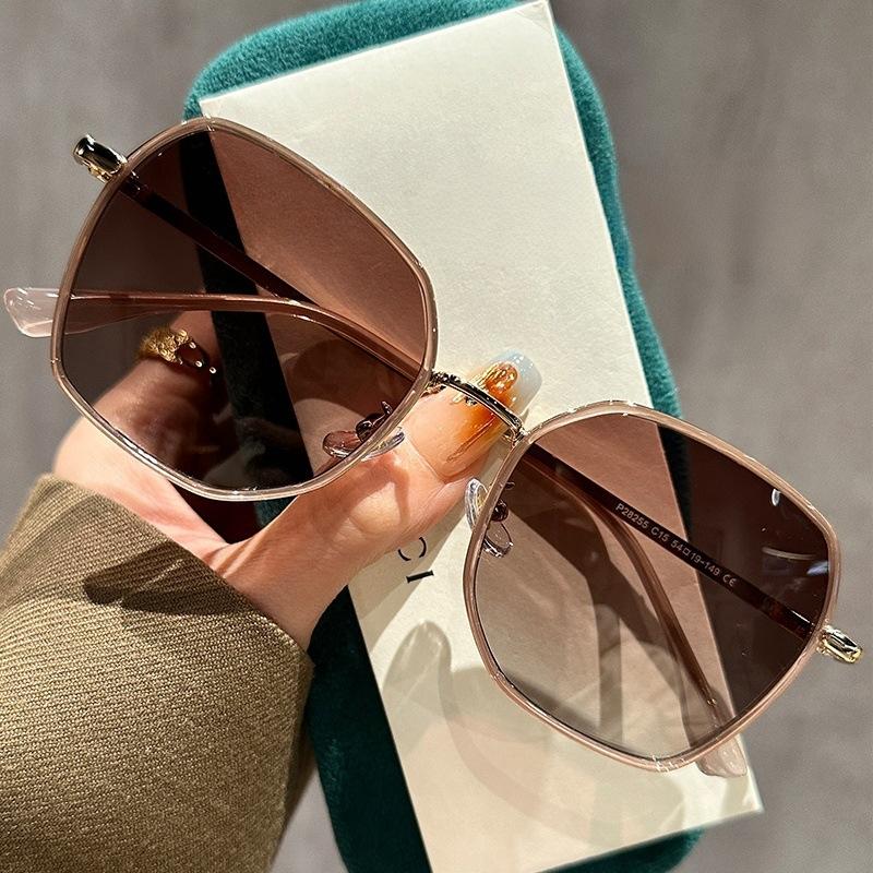 

CLLOIO модные солнцезащитные очки для чтения с оправой Lagre, летние элегантные пляжные очки для вождения с защитой от близорукости UV400 для женщин 0 Frame