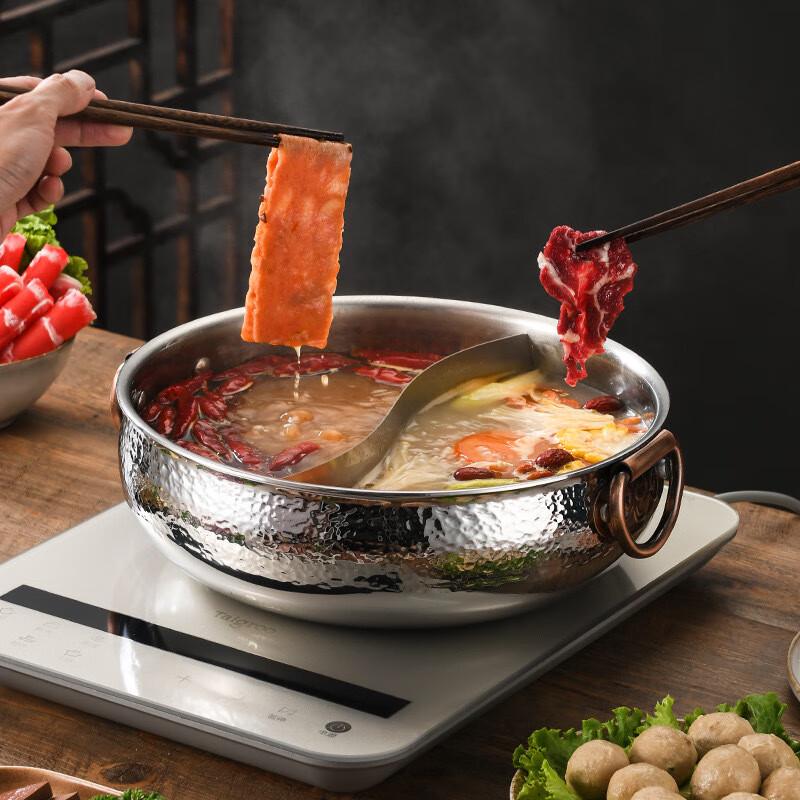 ZMR 30cm Hammered 304 Stainless Steel Divided Hot Pot