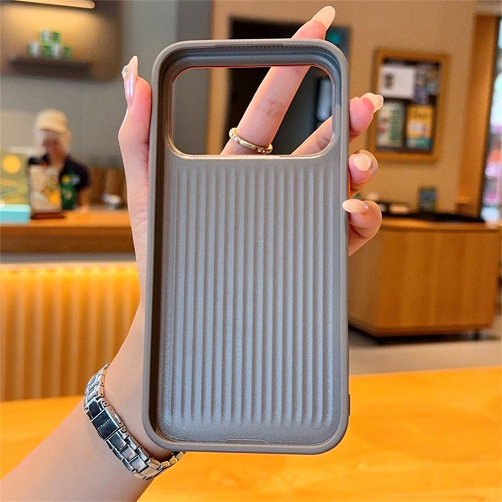 Ripple Pattern Protective Magnetic Shockproof Case For iPhone 17 Air 16 15 Pro Max Plus 16E For Magsafe Water Ripple Magnet Capa