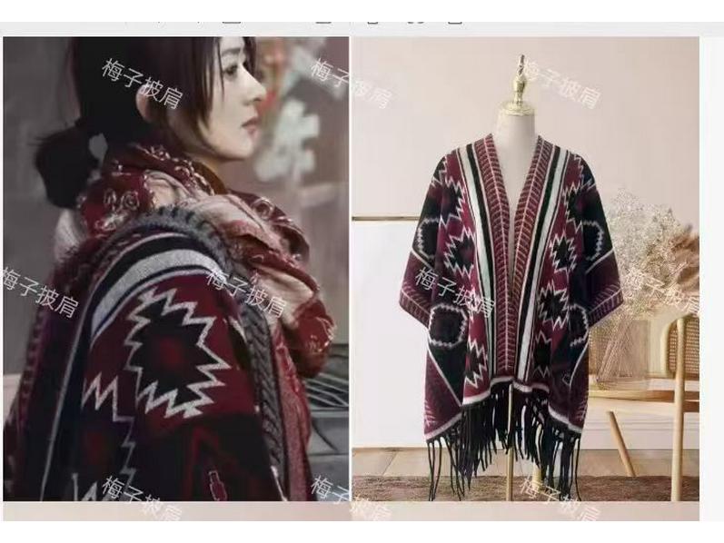 Elegant Ethnic Ink Painting Cape Shawl with Tassels - Versatile Travel Scarf Cloak