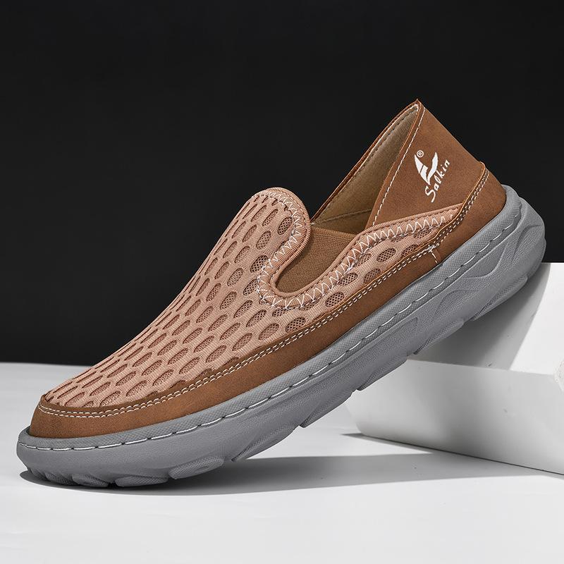 Summer Men's Breathable Casual Mesh Shoes with Soft Soles and Soft Surfaces, Slip Resistant Stitching for Shoe Making