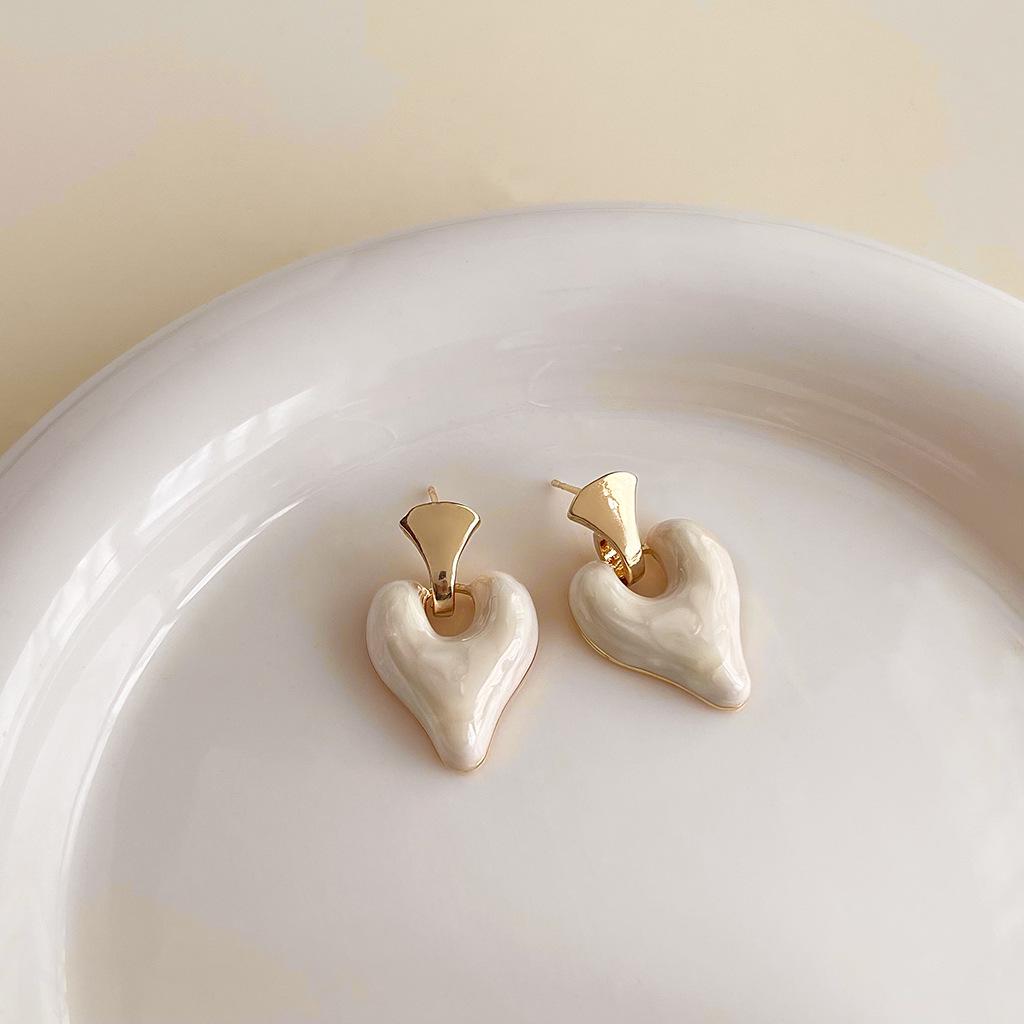 Elegant Heart Drip Oil Flower Stud Earrings for Women