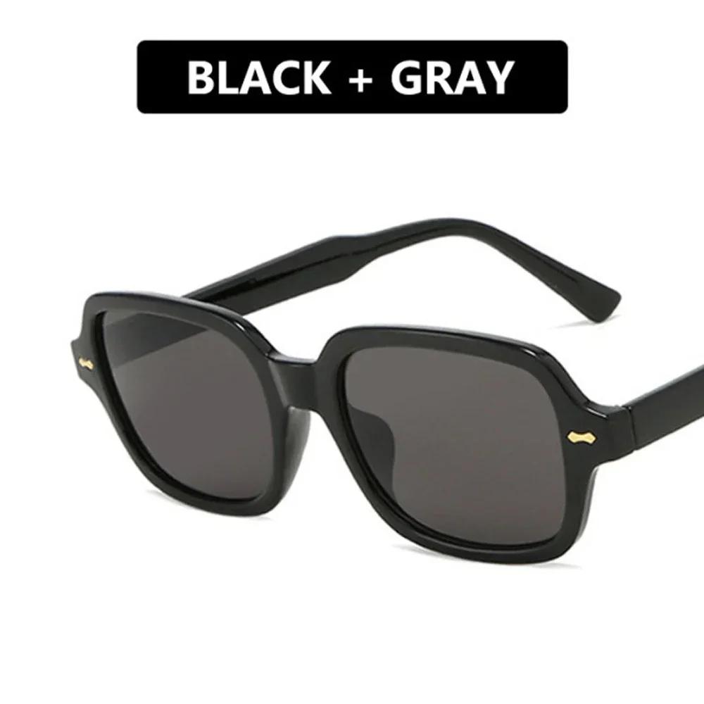 Vintage Small Frame Sunglasses Women Retro Oval Sun Glasses Korean Style Designer Brand Classic Eyewear for Driving Black