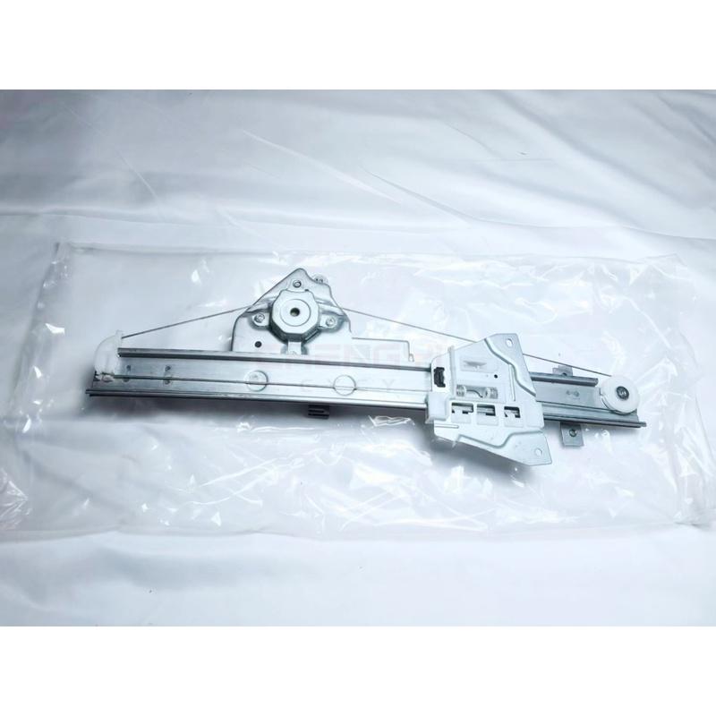 Rear Left Door Window Regulator Assembly For Pajero Montero V93W V95W V97W V98W 5743A089 MN167273 (5 Door Version Left Rudder)