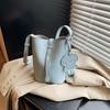 Korean Version of Fashion Mobile Phone Bag Crossbody Women's Bag 2025 New Simple Lychee Pattern Bucket Bag Versatile Shoulder Bag