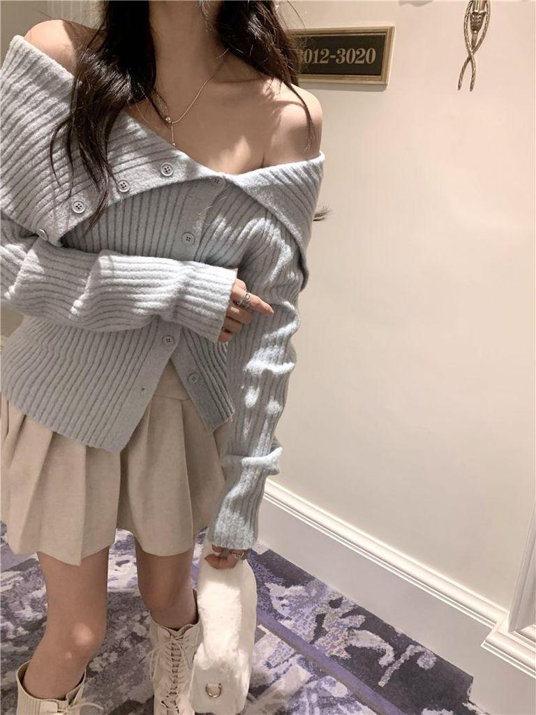 Korean Style Off-Shoulder Knit Cardigan - Women's Autumn/Winter Slim Fit Sweater with Turn-Down Collar