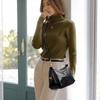 Crocodile pattern glossy shoulder bag women's messenger bag