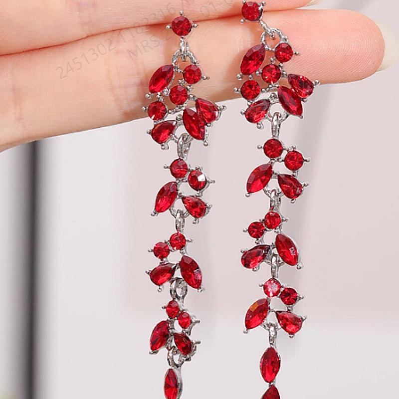 Exquisite geometrische Quasten-Hängeohrringe mit Strasssteinen - Elegant, trendy und vielseitig für europäische und amerikanische Stile.