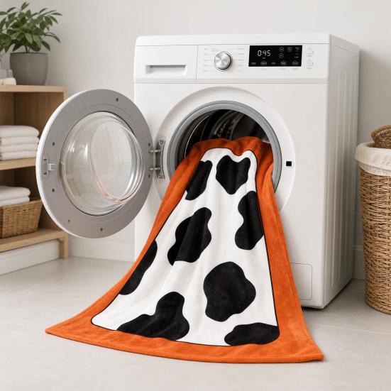 Flannel Cow Print Blanket, Soft Warm Fuzzy Fleece Throw Blanket, Cozy Plush Blanket for Couch Bed Travel