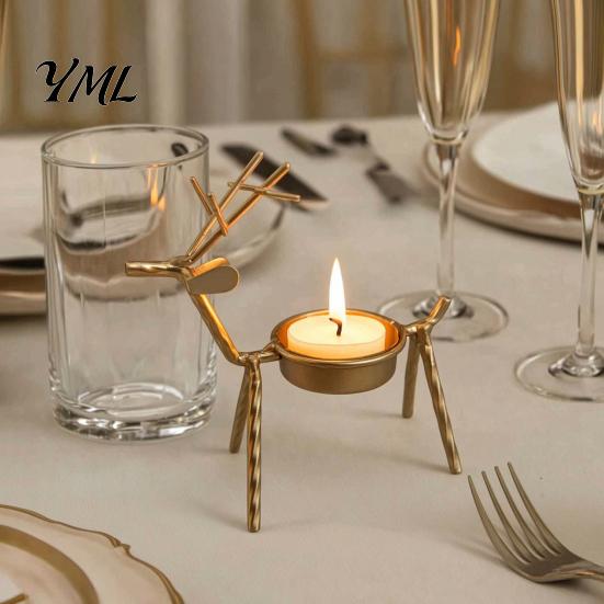 Vintage Style Candle Ornament Deer Shape Holder, Metal Tealight Stand for Dining Table Wedding Elegant Animal Shaped Centerpiece, Decorative