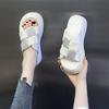 Wear one-word slippers outside, the new muffin thick-soled soft-soled skirt in the summer of 2025, and wear thin beach cool slippers.
