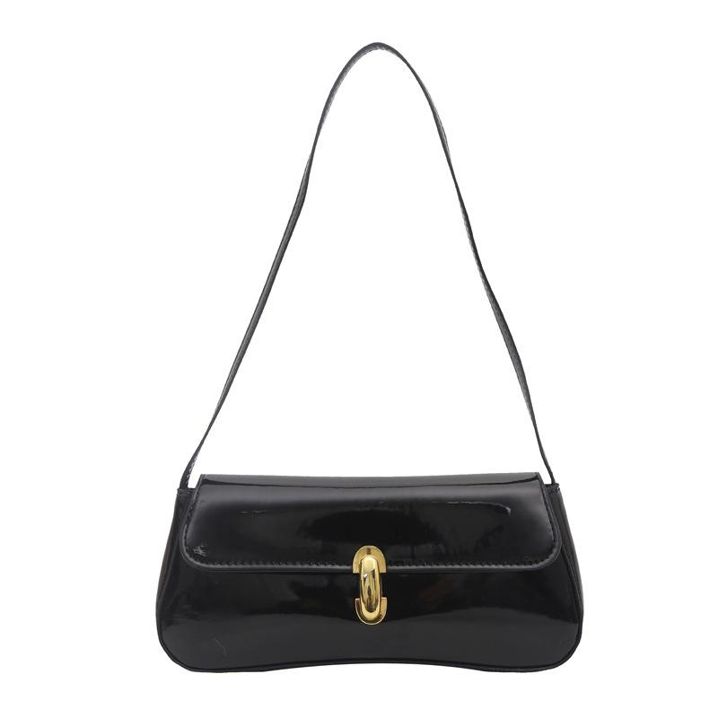 

Lacquered single shoulder underarm portable baguette bag personalized trend new lock fashion shoulder bag чёрный