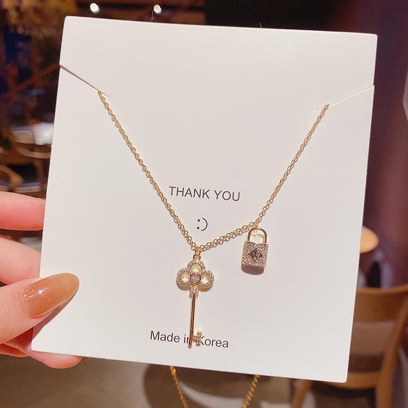 Korean Titanium Steel Key Pendant Necklace: Trendy Cold Style, Light Luxury Clavicle Chain for Women