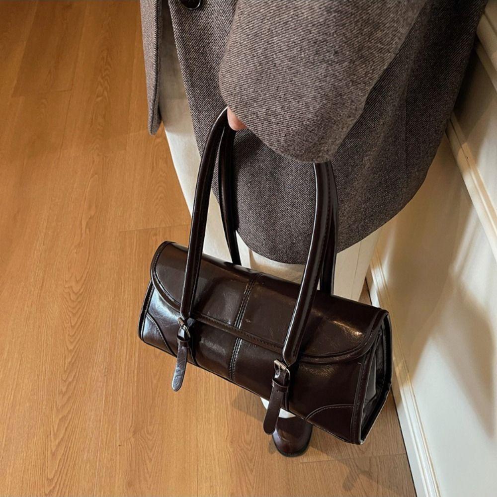 Elegant Design PU Leather Underarm Bag Burgundy Color Magnetic Buckle Ladies Tote Bags Shoulder Bag Casual Occasions