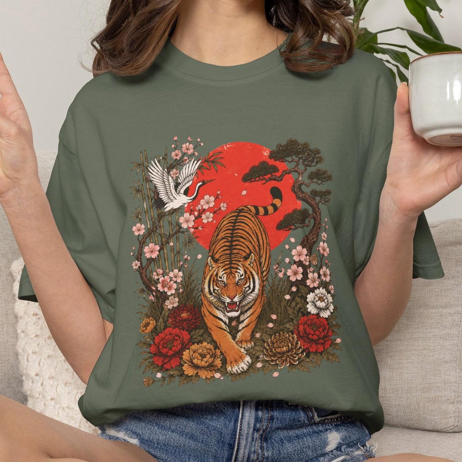 Retro Tiger T-shirt, Japanese Tiger Graphic Tee, Vintage Wildcat Shirt, Big Cat Lover Tshirt, Retro Japanese Cherry Blossom L