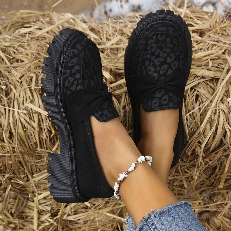 Fashion Large Size Women's Loafers Autumn Winter Fashion Leopard Leather Shoes Comfortable Height Increase Outdoor Non Slip Casual Shoes