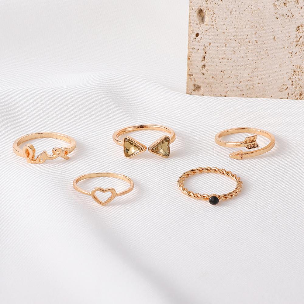 Ring, Fashion Love Letter Simple Black Gemstone Open Arrow Love 5 Piece Ring