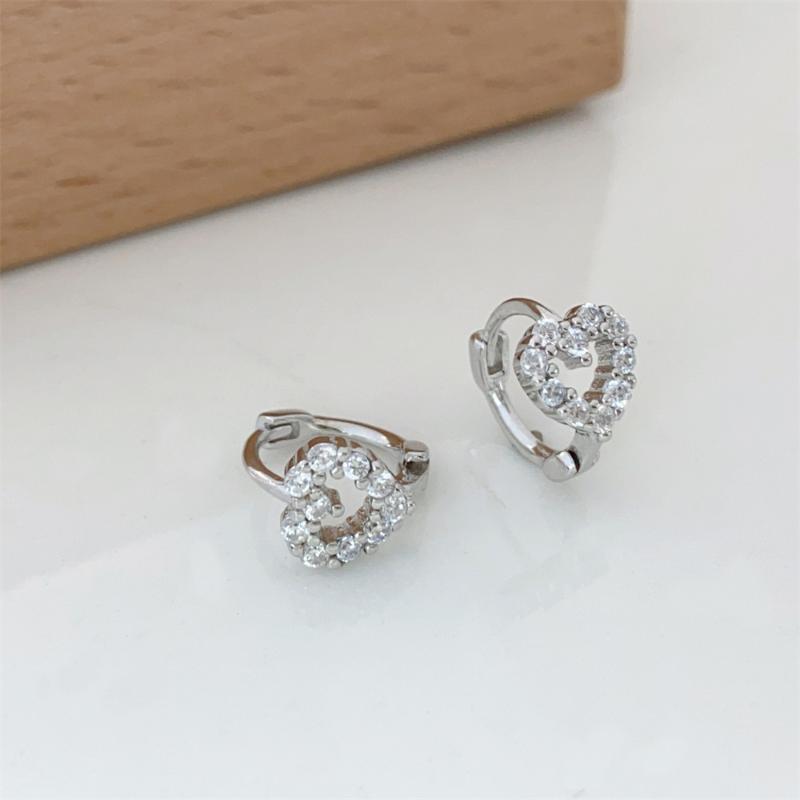 New Cute Sweet Hollow Heart Zircon Hoop Earring For Women Classic Shiny Stud Earrings Fashion Small Trendy Ear Buckle Jewelry