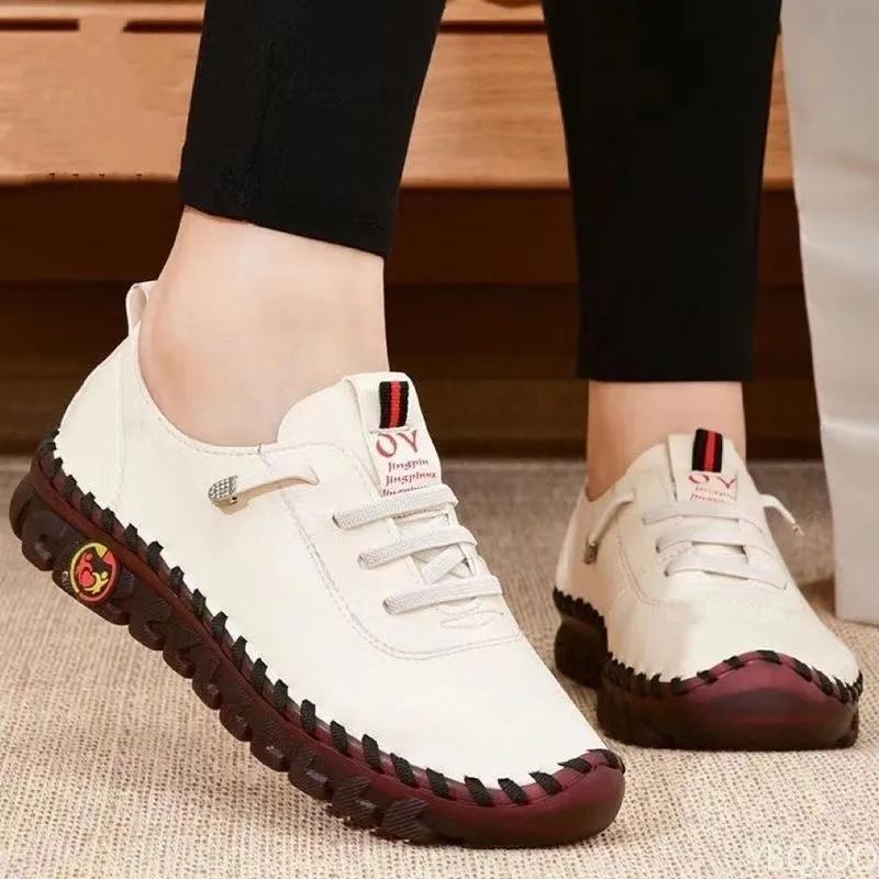 Fashion Flat Bottomed Women's Shoes Hand Sewn Oversized Spring Casual Sports Shoes Wedge Heels Women's Vulcanized Single Shoes Sneakers