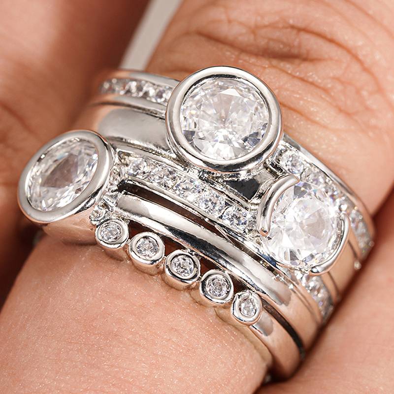 

Huitan Women Ring Geometric Design Copper Color Fashion Lady Party Accessories Special Daily Gorgeous Zircon Inlaid Shiny CZ 7