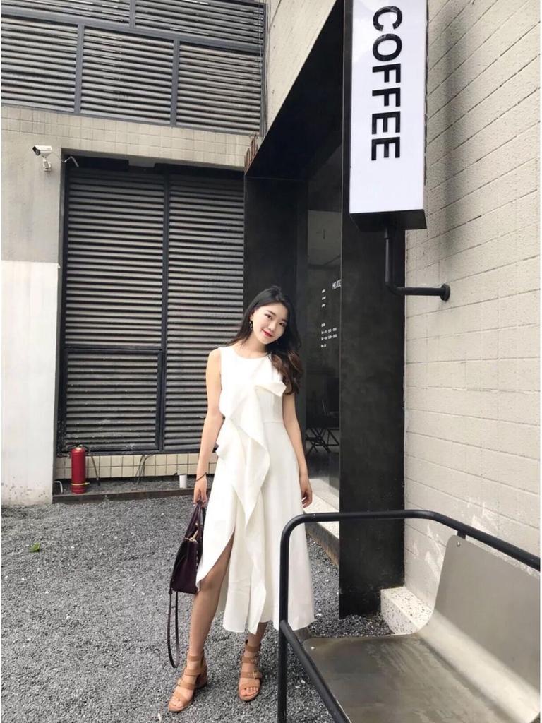 Sleeveless High-Waist White Dress: Elegant French Style for Spring & Summer