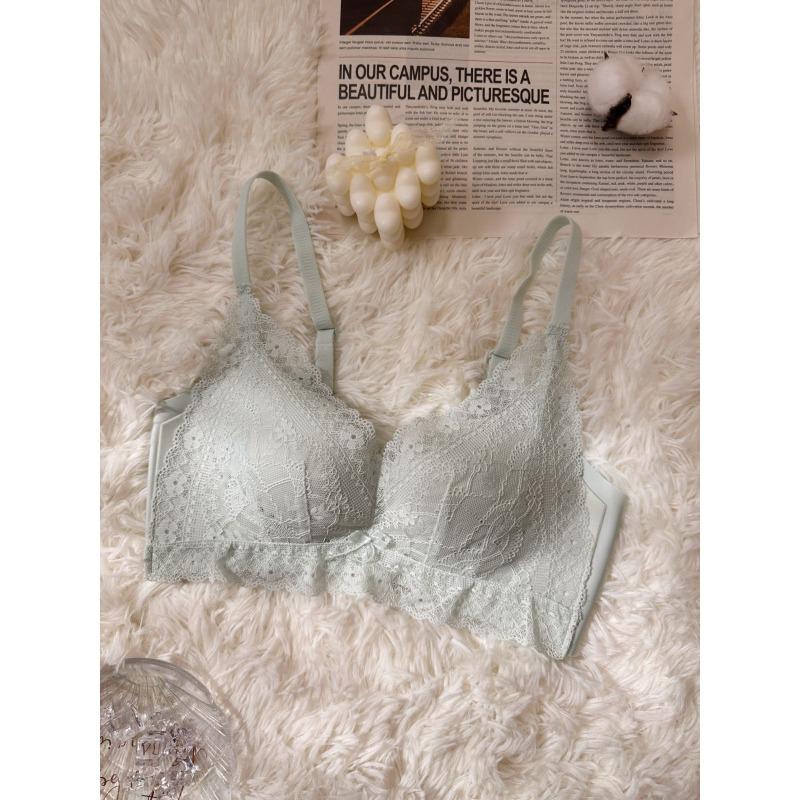 Underwear women's big breasts show small exquisite lace ultra-thin breathable hole cup gathered side closed no steel ring bra