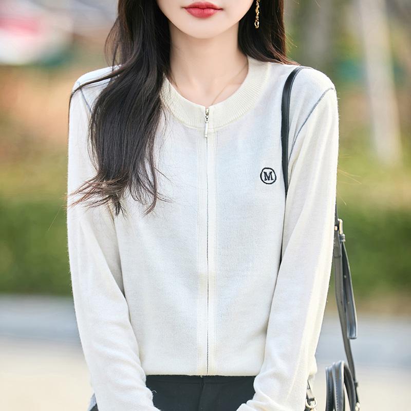 

Женский легкий кардиган из 50% шерсти и 50% шелка Mulberry — универсальный трикотаж на все 4 сезона для комфорта и стиля в любое время года L белый